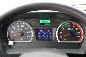 廣汽日野 700系列重卡 265馬力 4X2 國五9.72米廂式載貨車底盤(平頂)(YC1180FH8JW5)