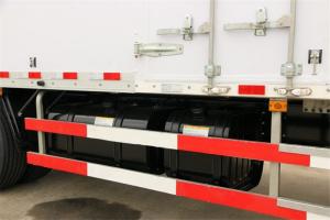 廣汽日野 700系列重卡 265馬力 4X2 國五9.72米廂式載貨車底盤(平頂)(YC1180FH8JW5)