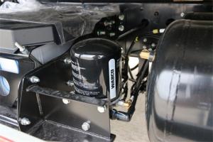 廣汽日野 700系列重卡 300馬力 4X2 國五9.72米廂式載貨車底盤(高頂)(YC1180FH8JW5)