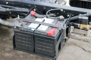 飛碟締途 DX 1.9L 102馬力 國五3.6米單排欄板微卡(FD1040D66K5-4)