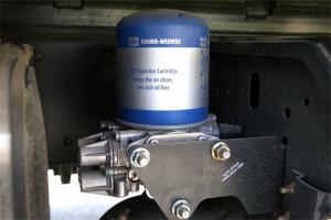 徐工 漢風(fēng)(漢風(fēng))G7 430馬力 8X4 國五9.5米畜禽載貨車(XGA5310CCQW5)