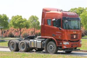 聯(lián)合卡車 U系重卡 550馬力 6×4 國五牽引車(QCC4252D654-3)