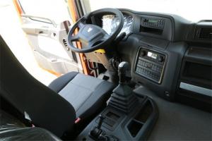 聯(lián)合卡車 U系重卡 530馬力 6×4 國五牽引車 (QCC4252D654-6)