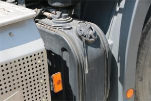 聯(lián)合卡車 U系重卡 530馬力 6×4 國五牽引車 (QCC4252D654-6)