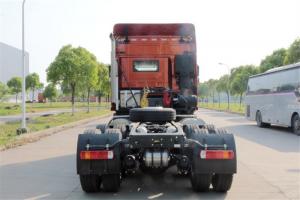 聯(lián)合卡車 U440重卡 440馬力 6X4 國五LNG牽引車(速比3.7)(QCC4252N654-1)