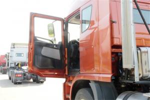 聯(lián)合卡車 U440重卡 440馬力 6X4 國五LNG牽引車(速比3.7)(QCC4252N654-1)