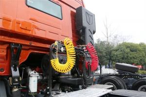 聯(lián)合卡車 U440重卡 440馬力 6X4 國五牽引車(漢德后橋)(QCC4252D654-1)