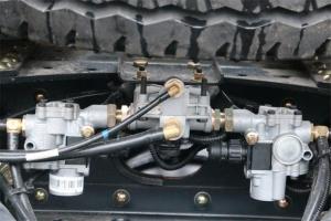 聯(lián)合卡車 U440重卡 440馬力 6X4 國五牽引車(漢德后橋)(QCC4252D654-1)