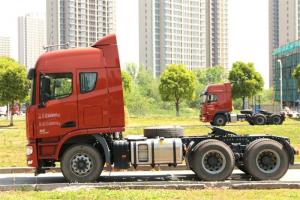 聯(lián)合卡車 U550重卡 550馬力 6X4 國五牽引車(漢德后橋)(QCC4252D654-1)