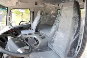 聯(lián)合卡車 E370重卡 370馬力 6X4 國五LNG牽引車(QCC4252N654M)