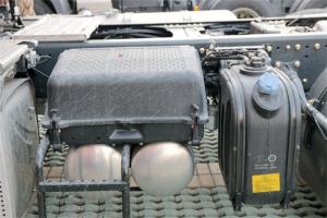 聯(lián)合卡車 E300重卡 300馬力 4X2 國五牽引車(QCC4162D651N-1)