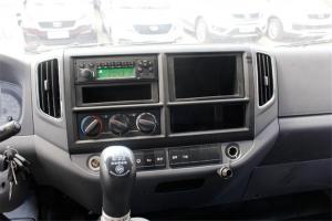 福田 瑞沃E3 160馬力 4X2 國(guó)五3.8米排半自卸車(BJ3043D8PEA-FC)