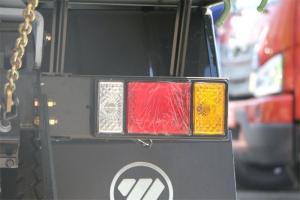 福田 瑞沃E3 129馬力 4X2 4.15米自卸車(法士特)(BJ3043D8JDA-FA)