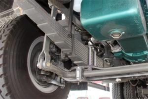 中國重汽 斯太爾D7B重卡 380馬力 8X4 國五 5.6米自卸車(ZZ3313N2561E1N)