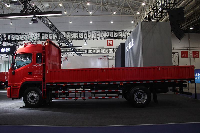 江淮 格爾發(fā) A6LⅡ220馬力 4×2 國六 平板載貨