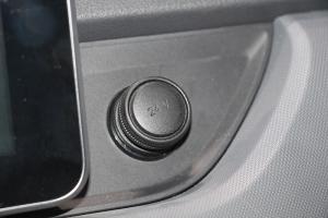 上汽躍進 快運C500-33 156馬力 4×2  國五 冷藏車 紀念版