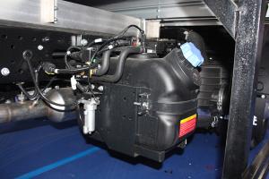 上汽躍進 快運C500-33 156馬力 4×2  國五 冷藏車 紀念版