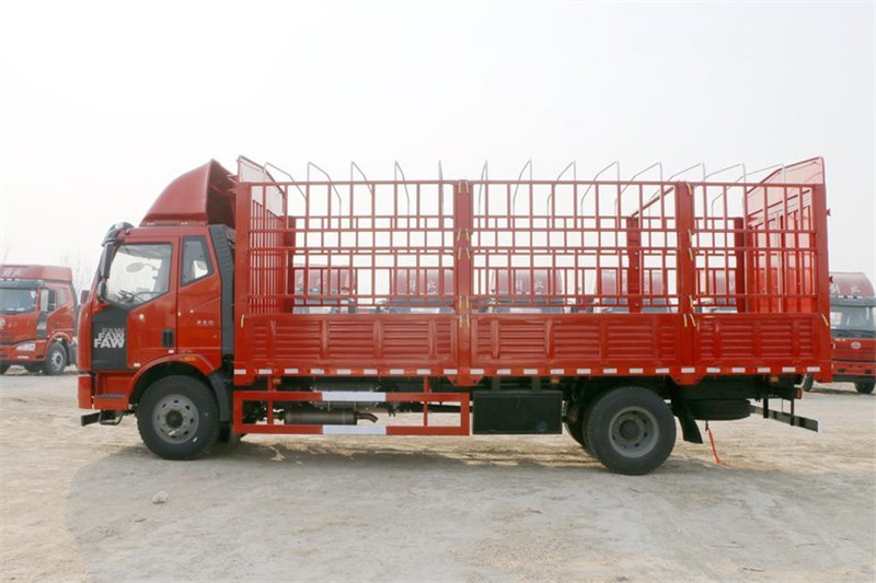 一汽解放 J6L中卡 質(zhì)惠版 180馬力 4X2 6.8米 國(guó)五倉(cāng)柵式載貨車(CA5160CCYP62K1L4E5)