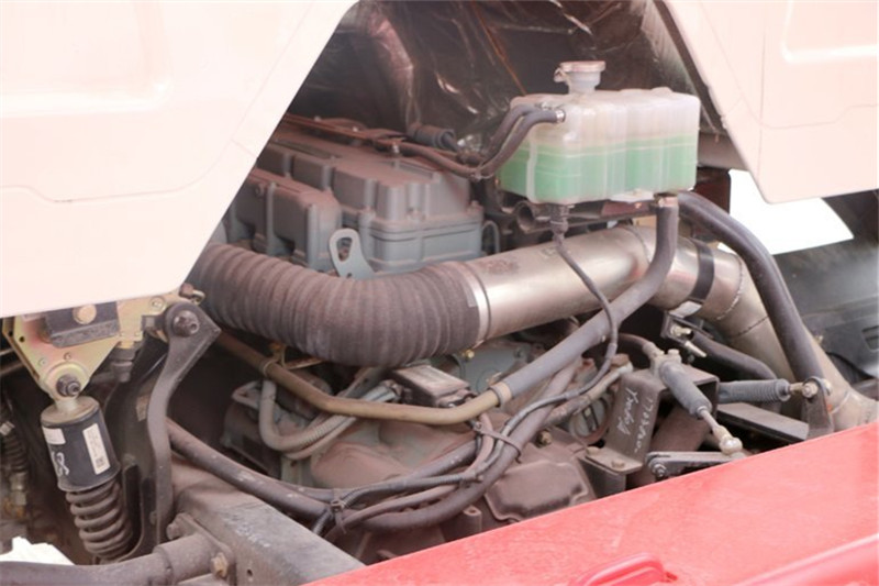 一汽解放 J6L重卡 240馬力 4X2 國五車輛運輸車(JHP5185TCL)