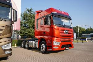 一汽解放 J7重卡 豪華型 550馬力 6X4 國五AMT自動擋牽引車(火焰紅)(CA4250P77K25T1E5) 一汽解放 J7重卡 豪華型 550馬力 6X4 國五AMT自動擋牽引車(火焰紅)(CA4250P77K25T1E5)