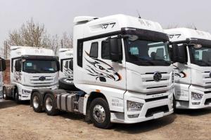 一汽解放 J7重卡 550馬力 6X4 國五AMT自動擋牽引車(一汽)(CA4250P77K25T1E5) 一汽解放 J7重卡 550馬力 6X4 國五AMT自動擋牽引車(一汽)(CA4250P77K25T1E5)