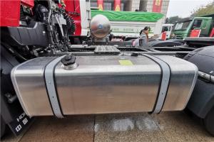 中國重汽 豪瀚 N7W 標(biāo)運(yùn)版 460馬力 6X4 國五牽引車(ZZ4255N3246E1)