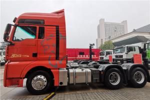 中國(guó)重汽 汕德卡SITRAK C7H 奢華版 540馬力 6X4 國(guó)五牽引車(chē)(ZZ4256V324HE1B)