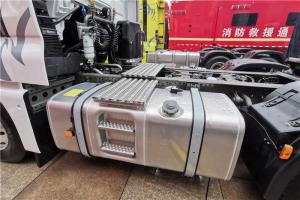 中國(guó)重汽 汕德卡SITRAK C7H 600馬力 6X4 國(guó)六L2級(jí)智能牽引車(chē)(ZZ4256V324HF1B)