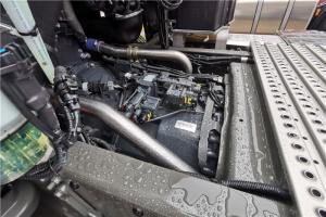 中國(guó)重汽 汕德卡SITRAK C7H 600馬力 6X4 國(guó)六L2級(jí)智能牽引車(chē)(ZZ4256V324HF1B)