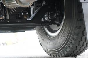 一汽解放青汽 龍VH中卡 先鋒版 220馬力 4X2 6.75米 國五倉柵式載貨車(CA5189CCYPK2L2E5A80)