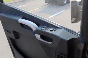 一汽解放青汽 JH6重卡 南方版 420馬力 8X4 9.5米 國五倉柵式載貨車(CA5310CCYP25K2L7T4E5A80)