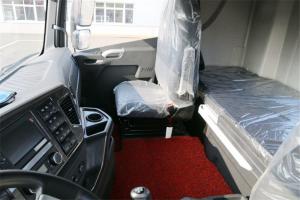 一汽解放青汽 JH6重卡 南方版 420馬力 8X4 9.5米 國五倉柵式載貨車(CA5310CCYP25K2L7T4E5A80)