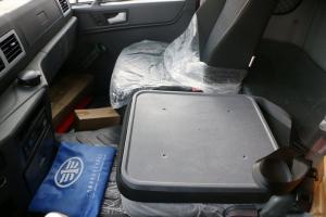 一汽解放青汽 龍VH中卡 180馬力 4X2 6.75米 國五倉柵式載貨車(大柴)(CA5189CCYPK2L2E5A80)