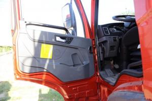 一汽解放青汽 龍VH中卡 180馬力 4X2 6.65米 國五倉柵式載貨車(CA5189CCYPK2L2E5A80)