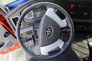 一汽解放青汽 龍VH中卡 180馬力 4X2 6.65米 國五倉柵式載貨車(CA5189CCYPK2L2E5A80)