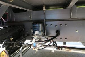 一汽解放青汽 金陸中卡 220馬力 4X2 9.6米 國五廂式載貨車(LZT5180XXYPK2E5L10A95)