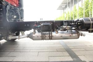 一汽解放青汽 龍VH中卡 220馬力 4X2 6.75米單排欄板載貨車(國六)(CA1180PK15L2E6A80)