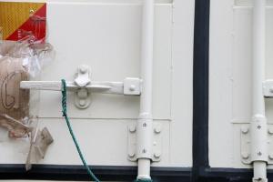 一汽解放青汽 龍VH中卡 220馬力 4X2 9.65米 國五廂式載貨車(CA5189XXYPK2L7E5A80)