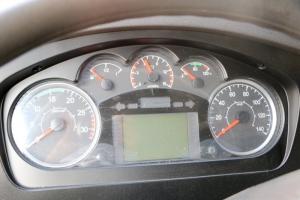 一汽解放青汽 龍VH中卡 南方版 180馬力 4X2 6.65米 國五倉柵式載貨車(CA5189CCYPK2L2E5A80)