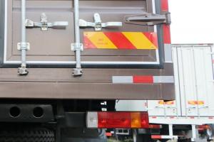 一汽解放青汽 龍VH中卡 南方版 180馬力 4X2 6.65米 國五倉柵式載貨車(CA5189CCYPK2L2E5A80)