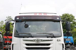 一汽解放青汽 龍VH中卡 220馬力 4X2 9.65米 國五廂式載貨車底盤(CA5189XXYPK2L7E5A80)