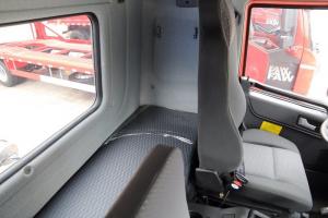 一汽解放青汽 龍VH中卡 南方版 220馬力 4X2 6.75米 國五欄板載貨車(CA1189PK2L2E5A80)