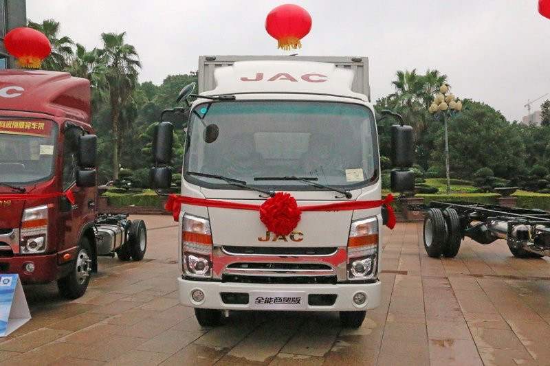 江淮 帥鈴Q3 120馬力 3.8米 國(guó)五排半廂式輕卡載貨車(HFC5041XXYP73K2C3V-1)