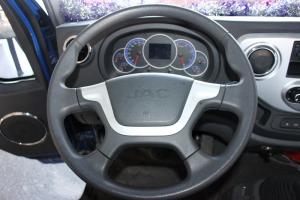 江淮 駿鈴E6 130馬力 4.18米單排欄板輕卡載貨車(國(guó)五)(HFC1043P91K1C2V)