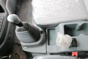 江淮 駿鈴E6 141馬力 4.18米 國(guó)五單排倉(cāng)柵式輕卡載貨車(HFC5043CCYP91K2C2V)