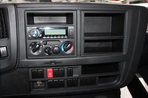 慶鈴 五十鈴巨咖 420馬力 4X2 國(guó)五牽引車(chē)(QL4180W1KDR)