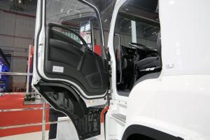 慶鈴 五十鈴巨咖VC66 2020版 520馬力 6X4 國(guó)六AMT自動(dòng)擋牽引車(chē)(QL4250WUNDZ)