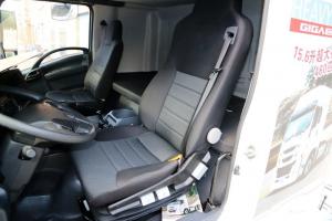 慶鈴 五十鈴巨咖 460馬力 6X4 國(guó)五牽引車(chē)(速比3.07)(QL4250W2NCZ)