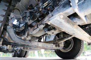 慶鈴 五十鈴巨咖 460馬力 6X4 國(guó)五牽引車(chē)(速比3.07)(QL4250W2NCZ)