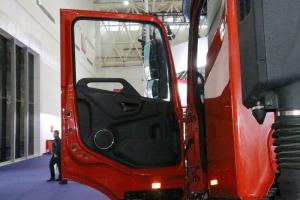 東風商用車 天錦KR 190馬力 4X2 5.8米 國六載貨車底盤(DFH5180CCYE3)